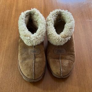 UGG Sherling Slipper Booties 🐑